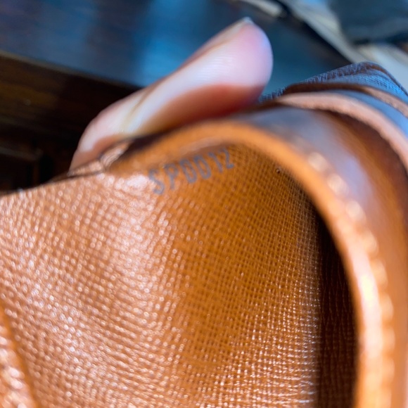 Louis Vuitton Monogram Porte Monnaie Billets Carte - Picture 7 of 9